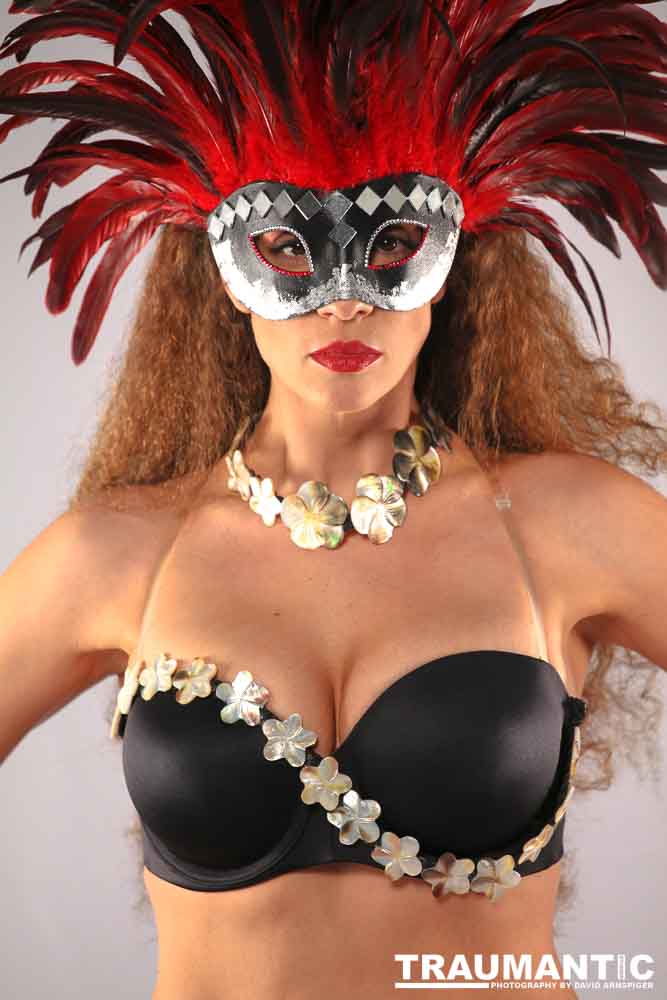 What a blast to get to shoot with a gorgeous Tahitian Dancer.  Ne-Ne was looking for shots to use to promote herself, and I got an opportunity to shoot something truly beautiful and interesting.